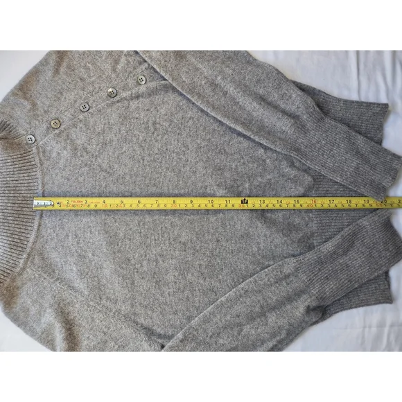 Valarie Steven's Womans 2 Ply Cashmere Sweater Cowl Neck Size Medium Gray Soft - Picture 5 of 5